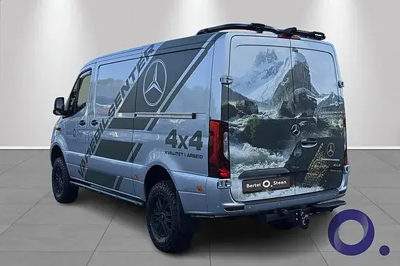 Mercedes-Benz Sprinter 319 2026 photo 2