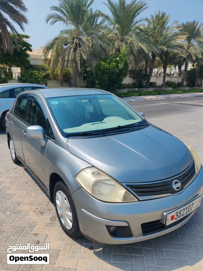 Nissan Tiida