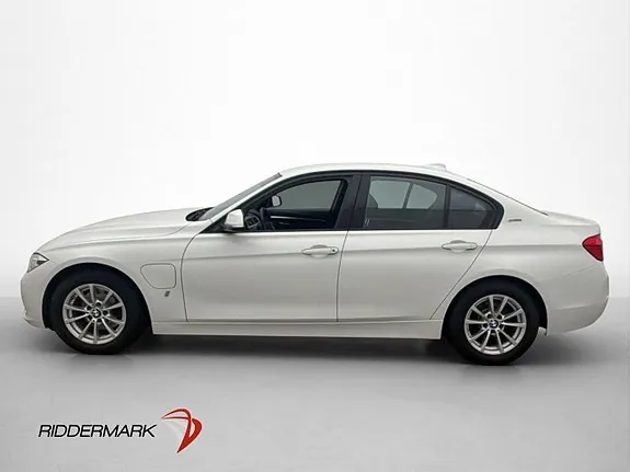 BMW 330E 2018 photo 4