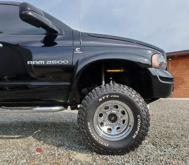 Dodge Ram 2500 2004 photo 4