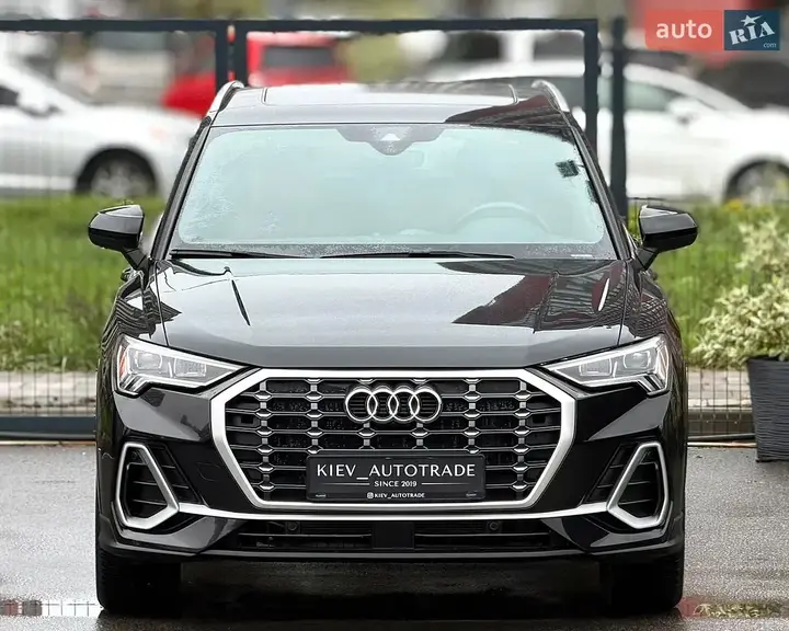 Audi Q3 2022 photo 5