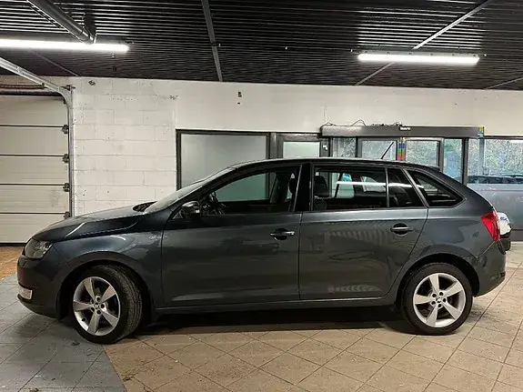 Skoda Rapid 2016 photo 2