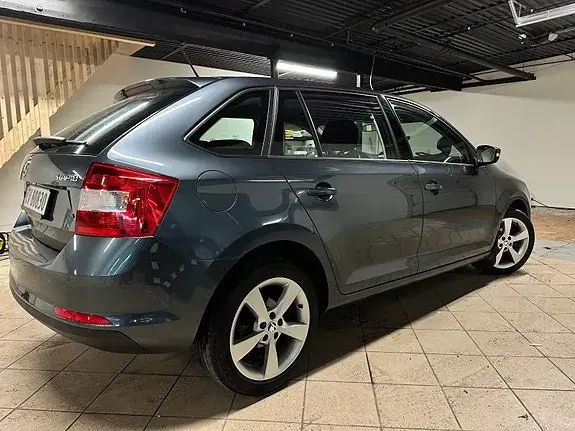 Skoda Rapid 2016 photo 5