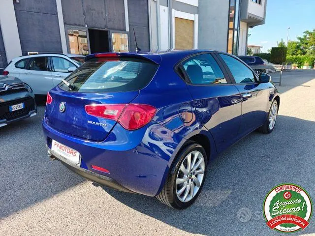 Alfa Romeo Giulietta 2018 photo 5