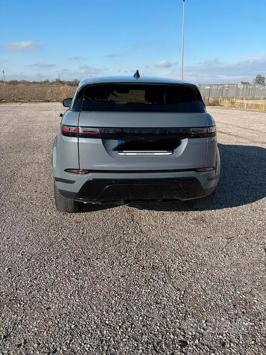 Land Rover Range Rover Evoque 2022 photo 5
