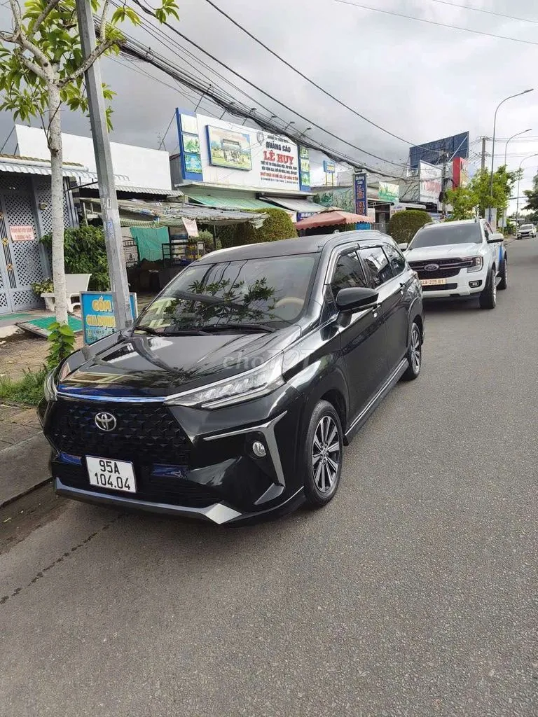 Toyota Veloz Cross