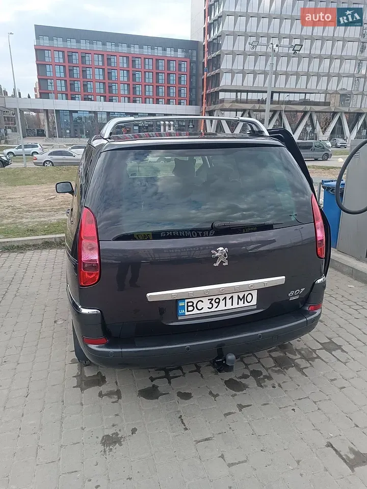 Peugeot 807 2008 photo 5