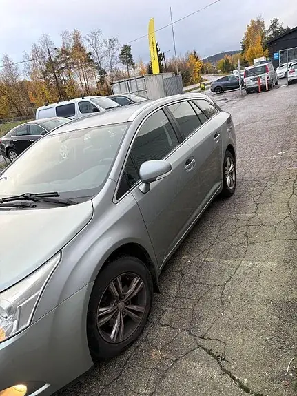 Toyota Avensis 2009 photo 4