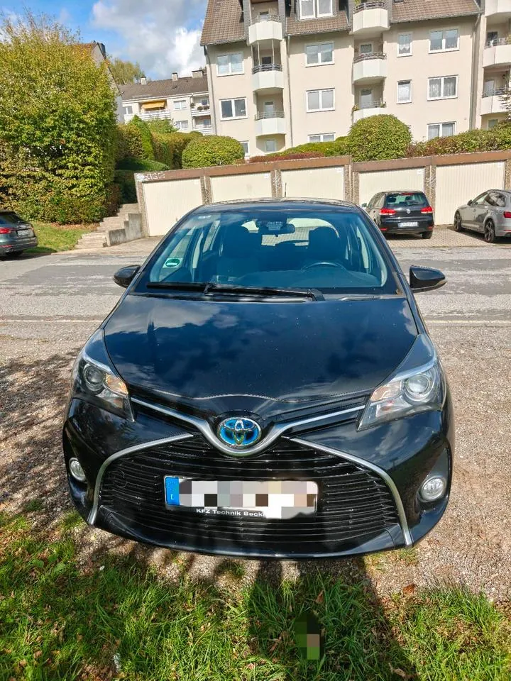 Toyota Yaris Hybrid