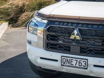 Mitsubishi Triton 2024 photo 4