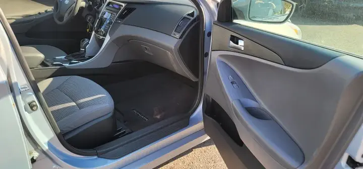Hyundai Sonata 2011 photo 5
