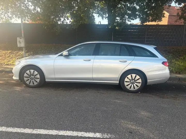 Mercedes-Benz E220 Cdi