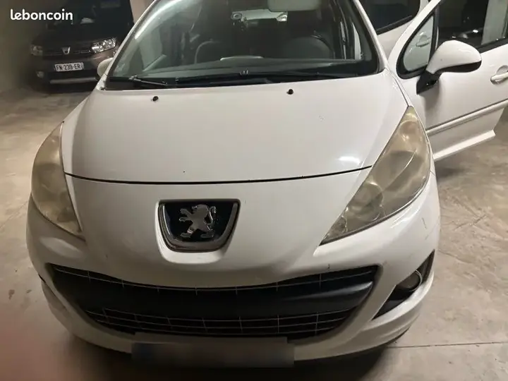 Peugeot 207