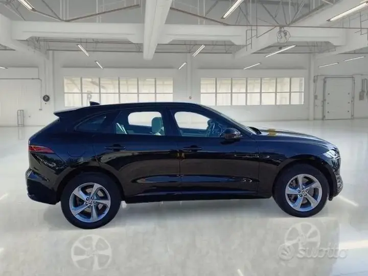 Jaguar F-Pace 2023 photo 3