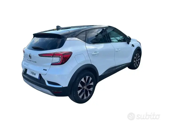 Renault Captur 2023 photo 2