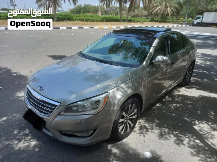 Kia Cadenza 2012 photo 2