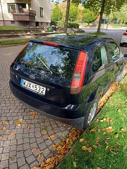 Ford Fiesta 2005 photo 2