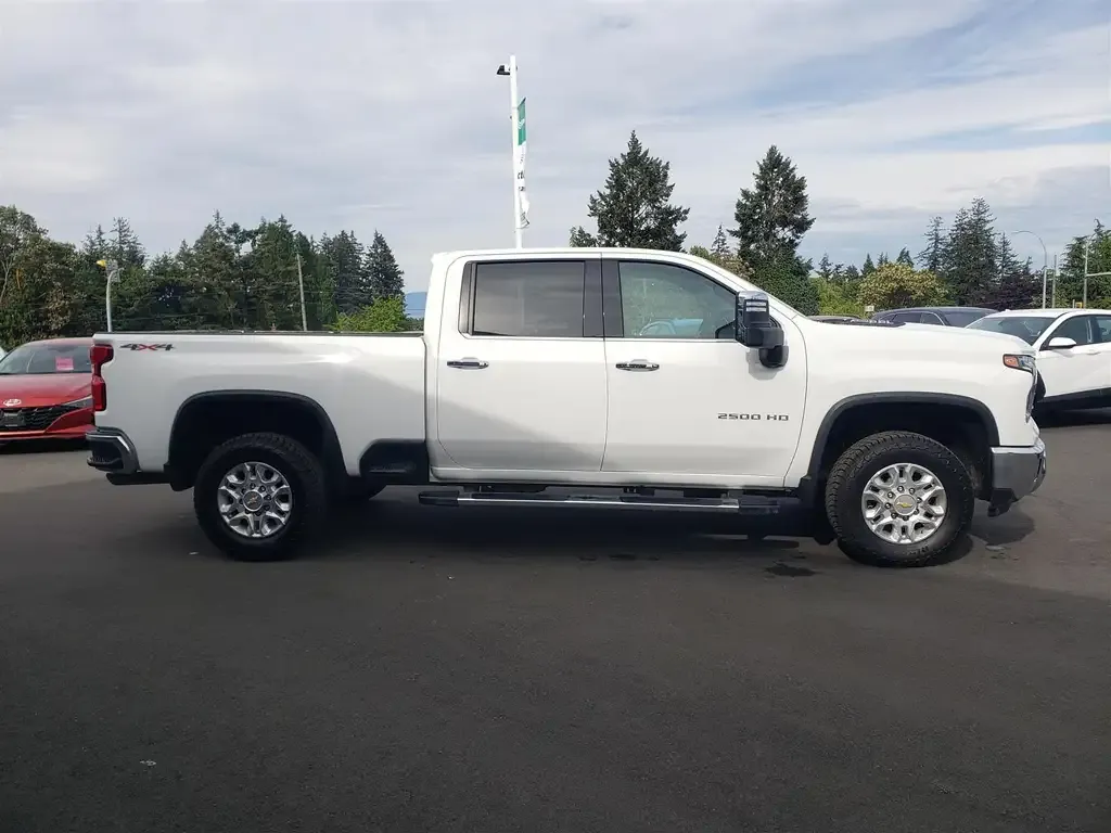 Chevrolet Silverado 2500 2024 photo 4