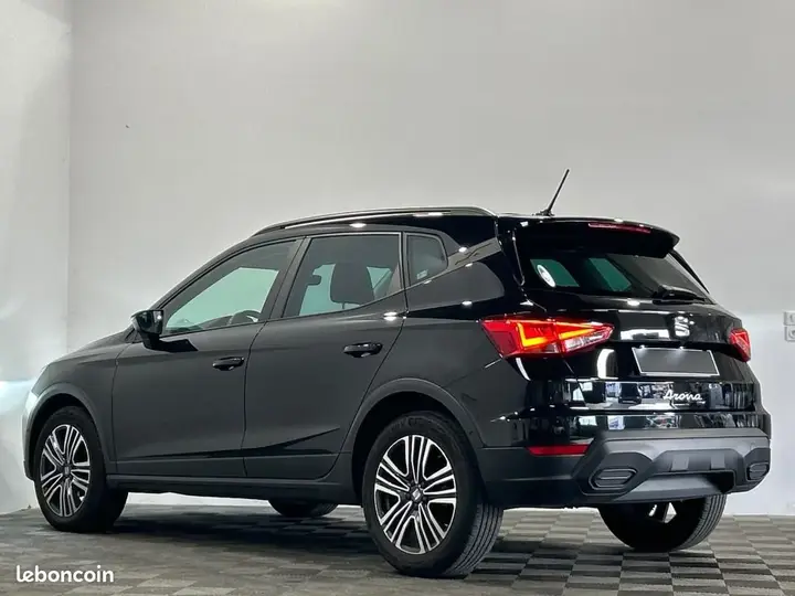 Seat Arona 2024 photo 4