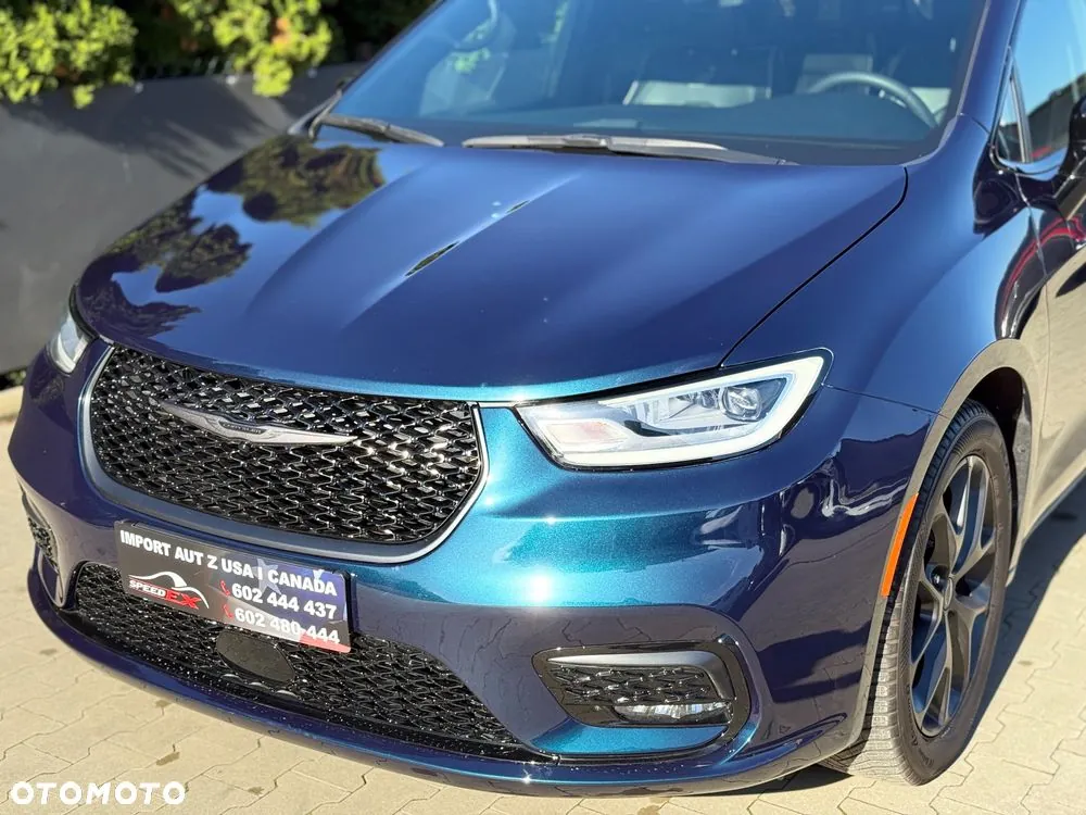 Chrysler Pacifica 2025 photo 3