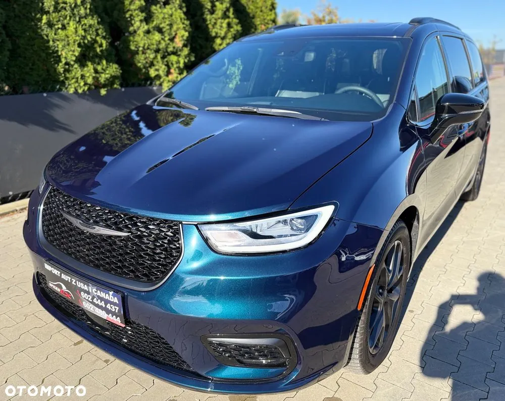 Chrysler Pacifica 2025 photo 4