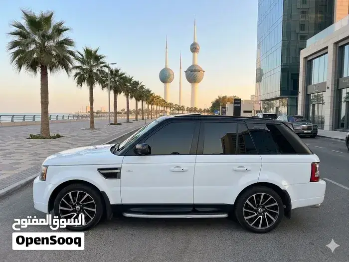 Land Rover Range Rover Sport 2013 photo 3