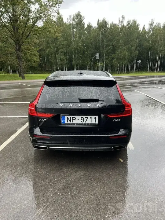 Volvo V60 2018 photo 3