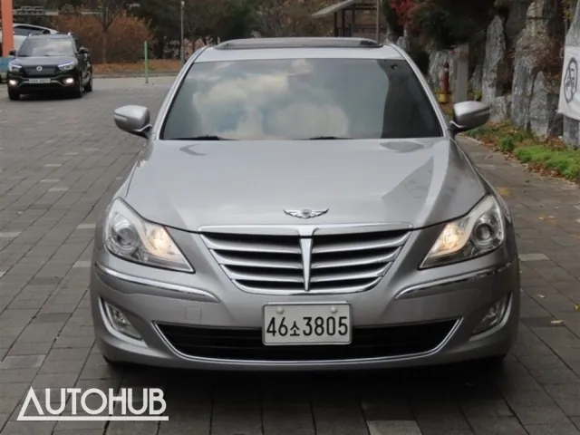 Hyundai Genesis