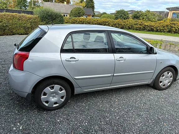 Toyota Corolla 2003 photo 3