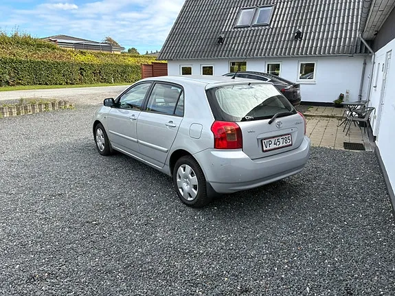 Toyota Corolla 2003 photo 2