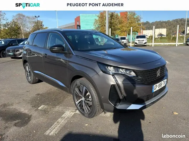 Peugeot 5008 2023 photo 3