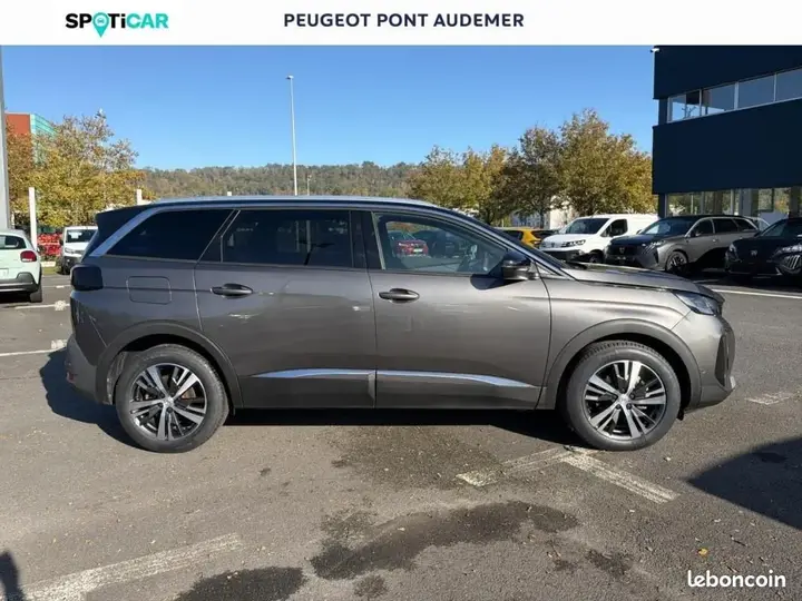Peugeot 5008 2023 photo 4