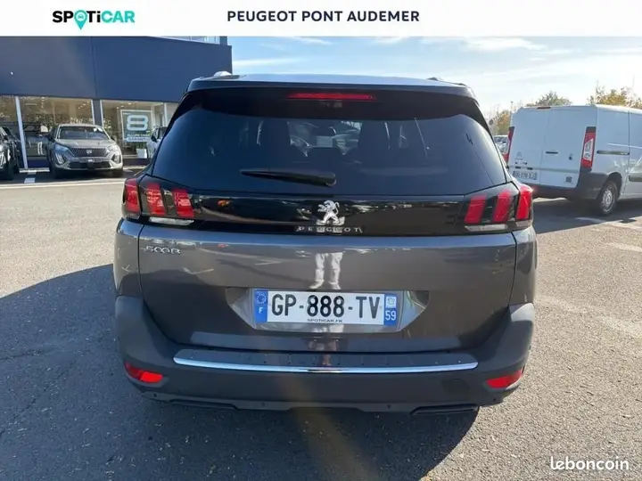 Peugeot 5008 2023 photo 5