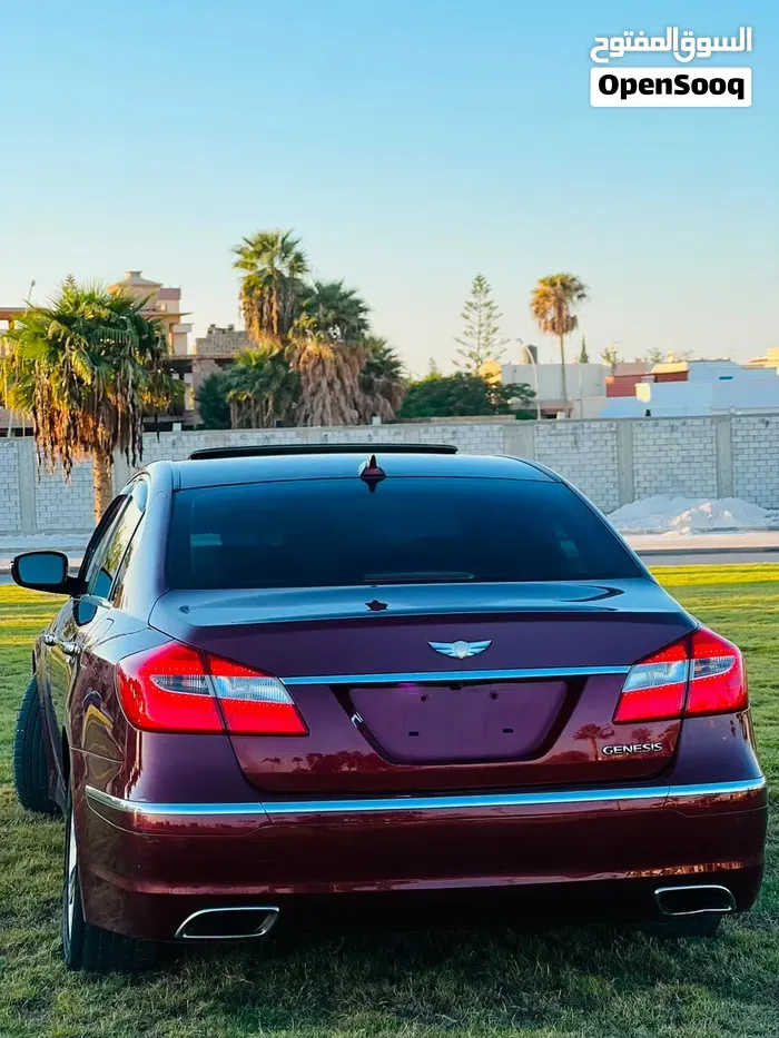 Genesis G80 2014 photo 4