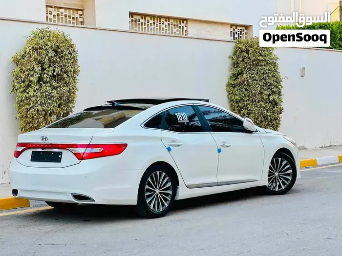 Hyundai Grandeur 2015 photo 2