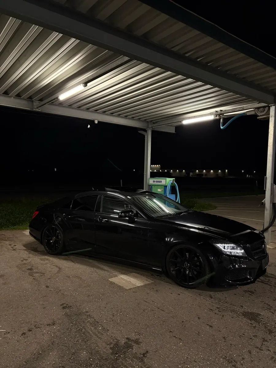 Mercedes-Benz Cls-Class