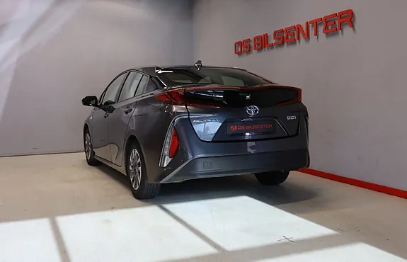 Toyota Prius 2017 photo 5