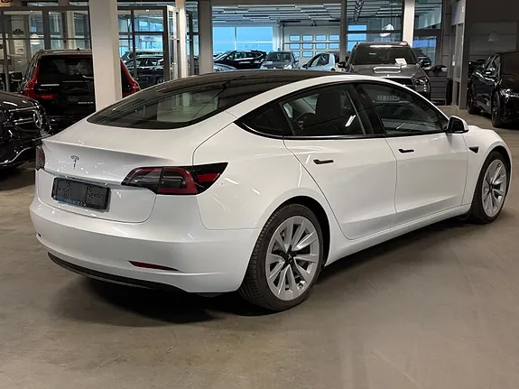Tesla Model 3 2022 photo 5