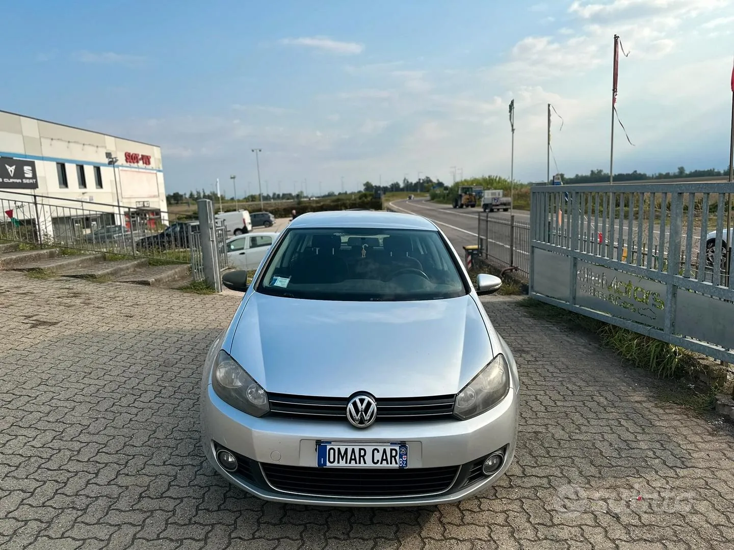 Volkswagen Golf 2012 photo 3