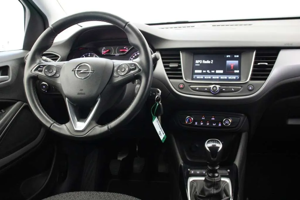 Opel Crossland 2021 photo 3