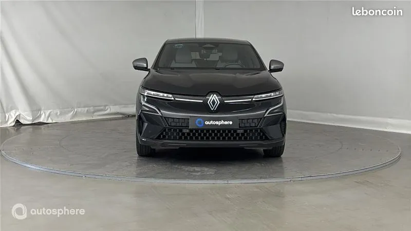 Renault Megane 2022 photo 2