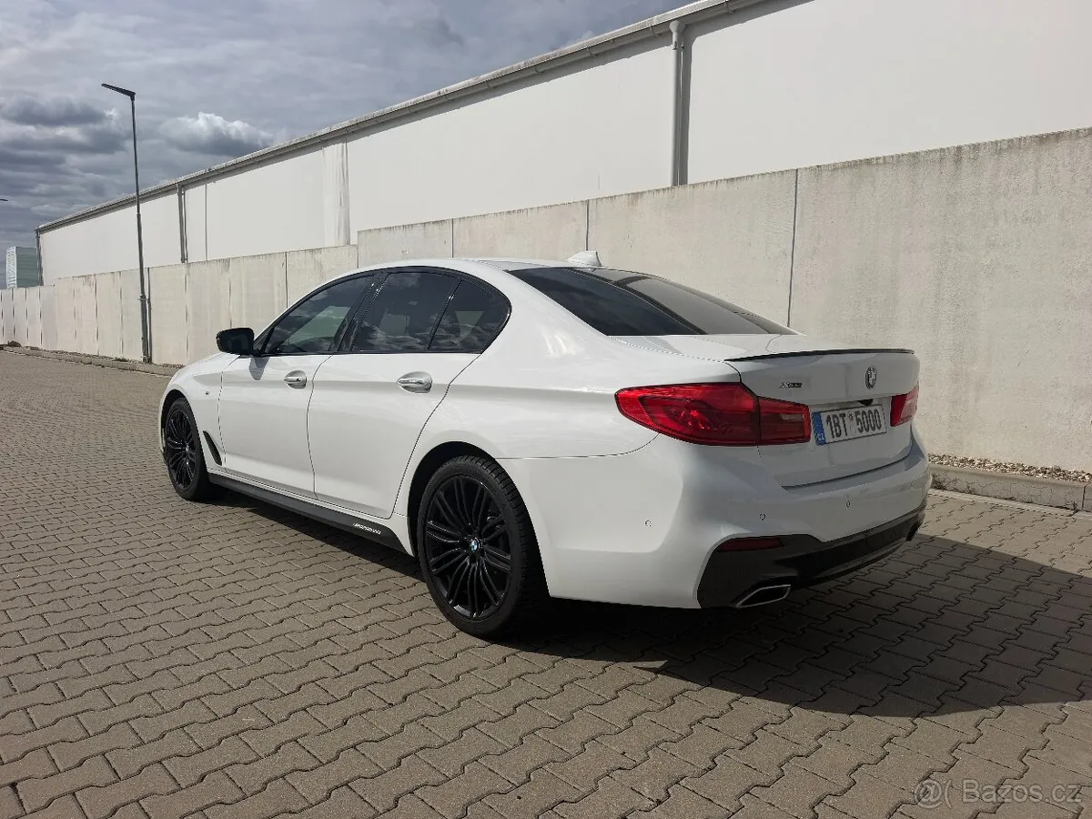 BMW 5 2017 photo 4