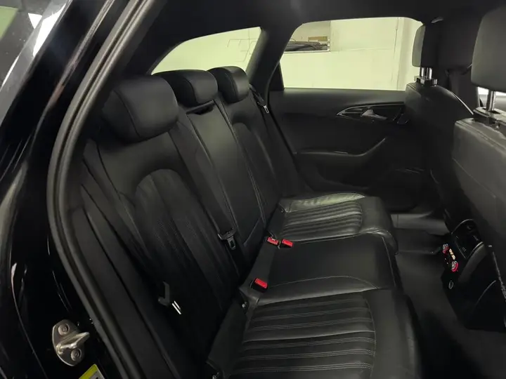 Audi A6 Avant 2015 photo 4