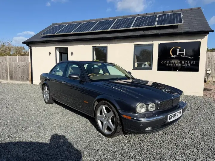 Jaguar Xj6 2005 photo 2