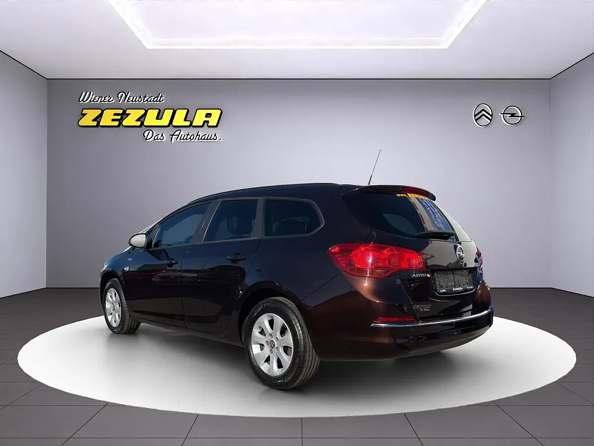Opel Astra 2015 photo 3