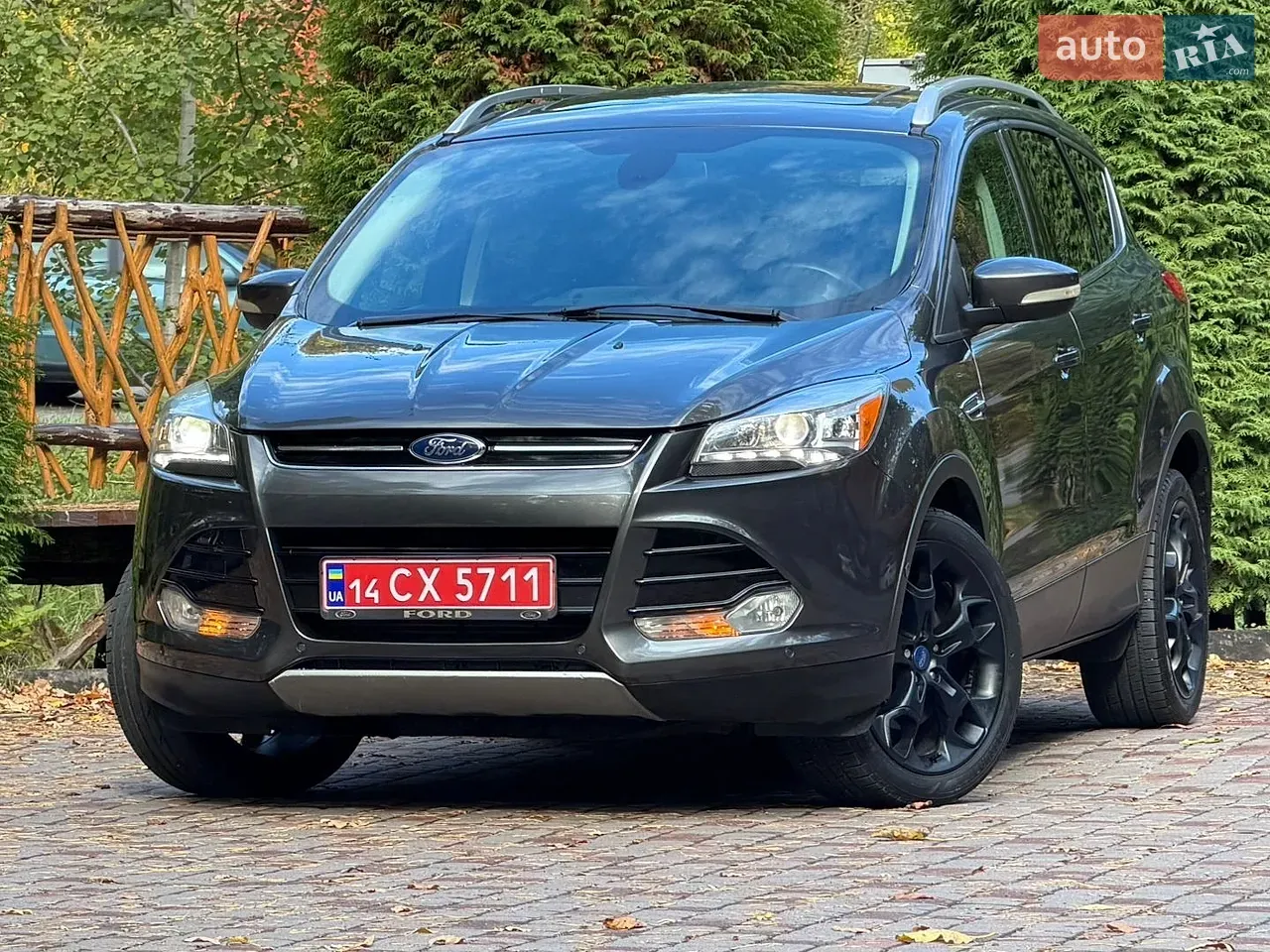 Ford Escape 2015 photo 2