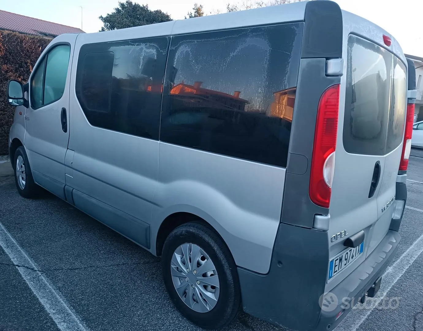 Opel Vivaro 2012 photo 3