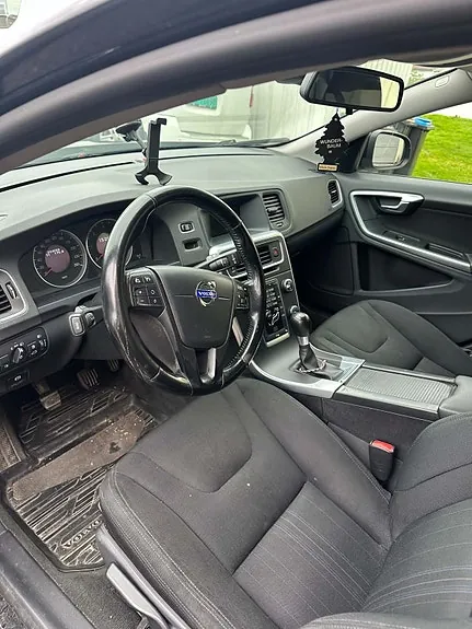 Volvo V60 2011 photo 5