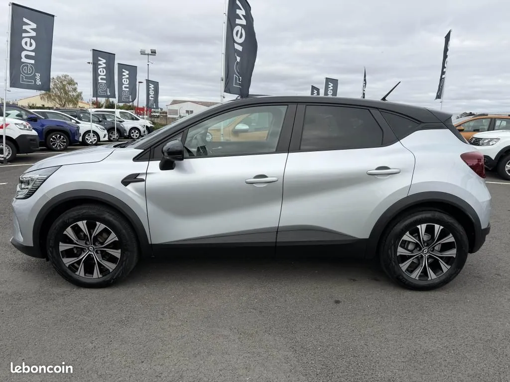 Renault Captur 2023 photo 3