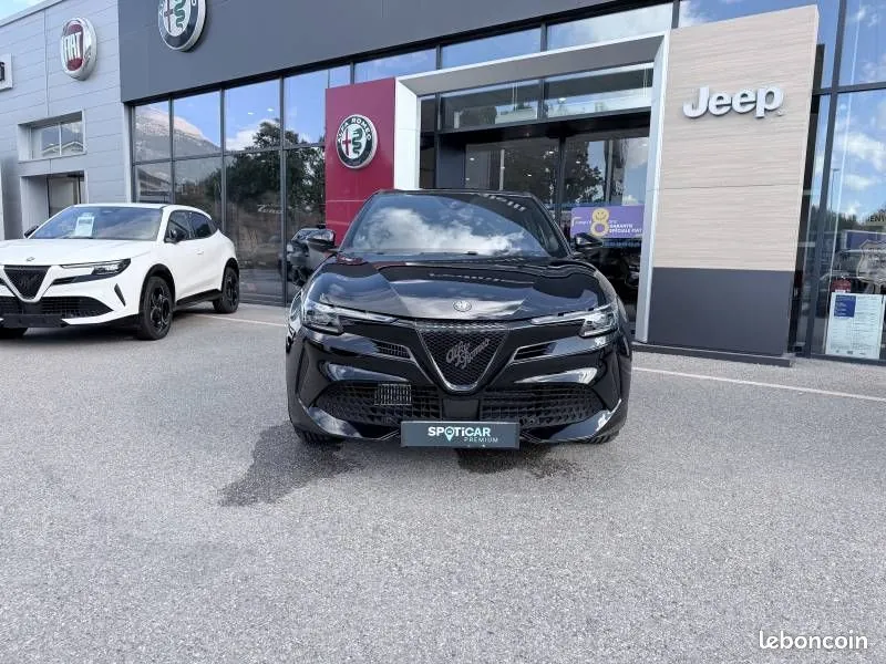 Alfa Romeo Junior 2025 photo 2